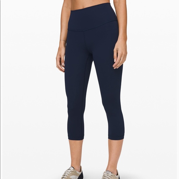lululemon athletica Pants - Lululemon Wunder Under Crop Leggings